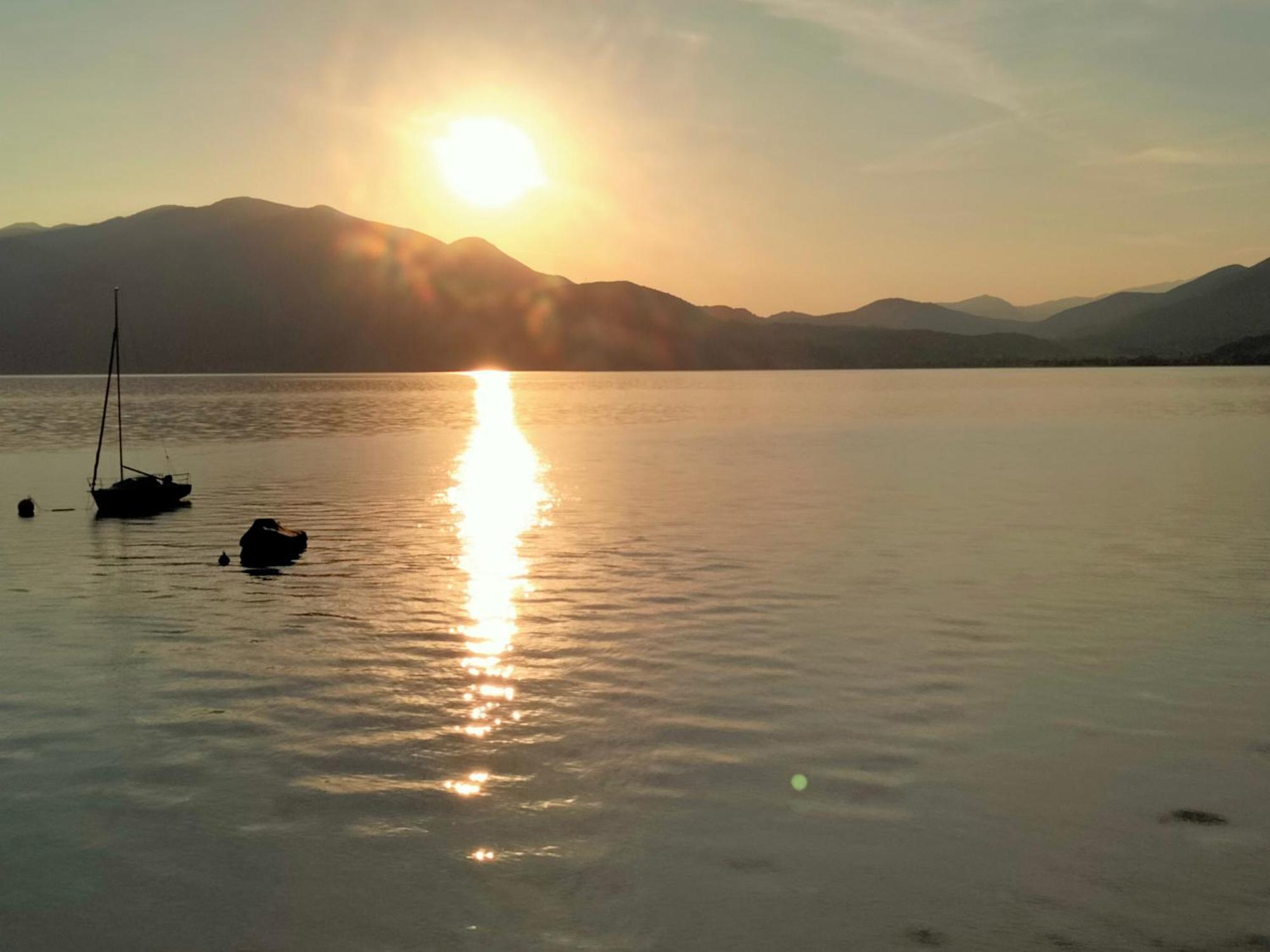 Appartamento AZZURRO Cannobio Esterno foto